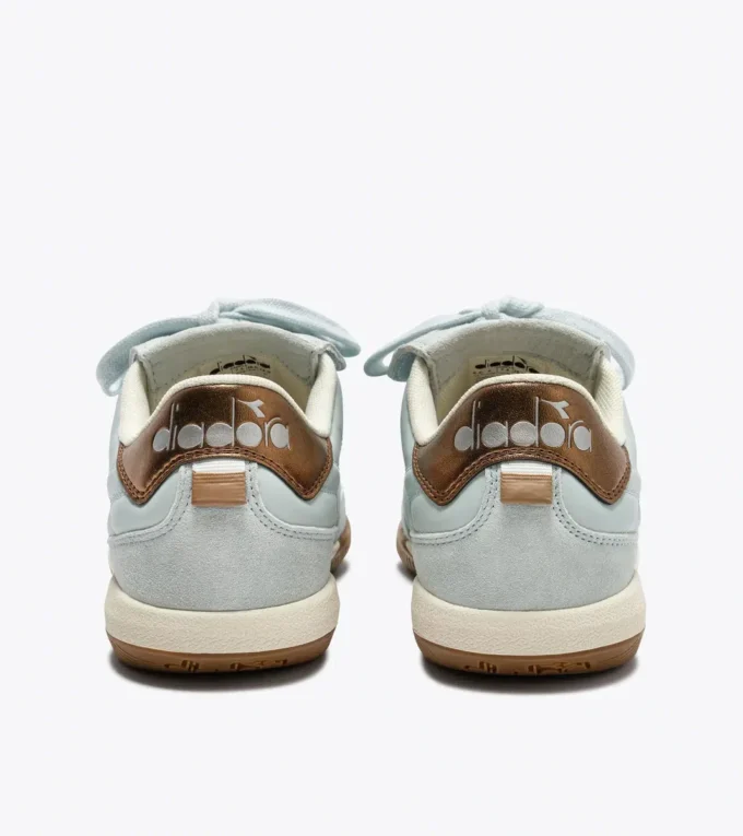 Gold Indoor Metal Sneakers in pelle in stile terrace