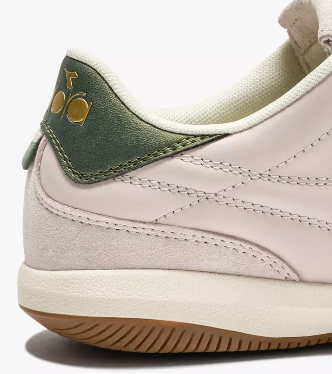 Gold Indoor Metal Sneakers in pelle in stile terrace