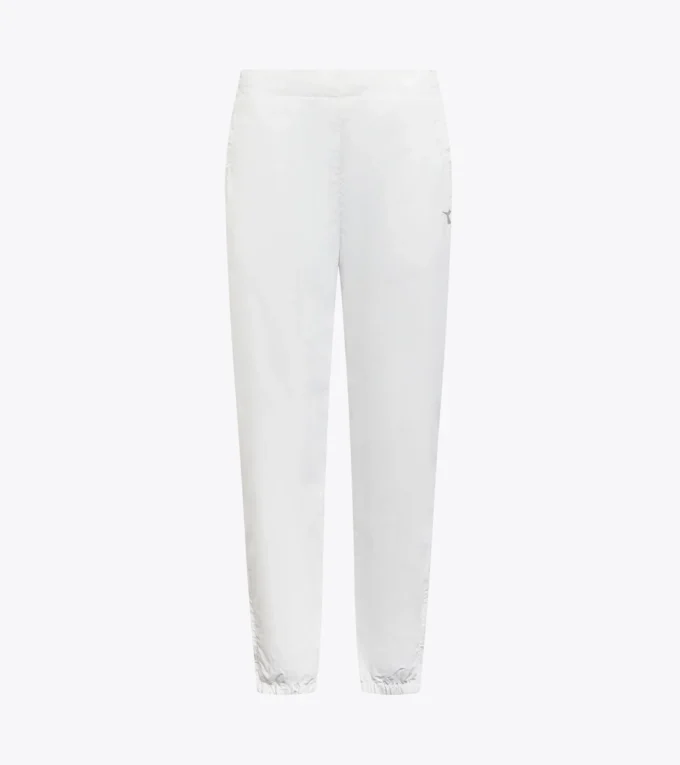 L. Pantaloni da tennis