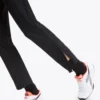 L. Pantaloni Pantaloni da tennis