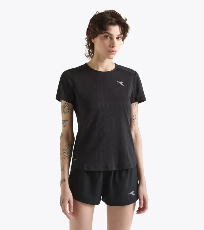 L. Super Light Ss T-Shirt Maglietta da corsa – Tessuto leggero Coolcore