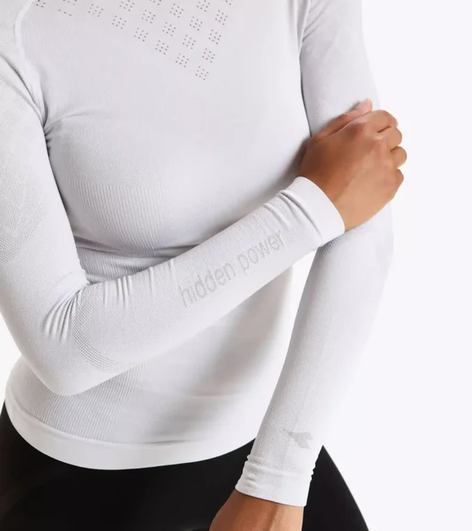 L. Turtle Neck Act Maglia da allenamento a maniche lunghe