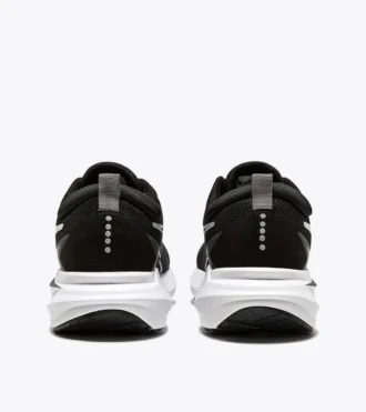 Mythos Blushield Vigore 3 Wide Scarpa da running con calzata ampia – Stabilità e protezione