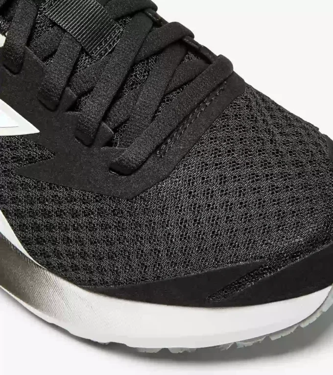 Mythos Blushield Vigore 3 Wide W Scarpa da running con calzata ampia – Stabilità e protezione