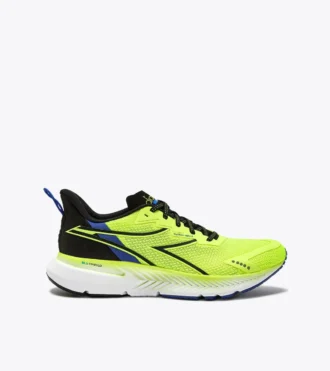 Mythos Blushield Volo 4 Scarpa da running – Stabilità e leggerezza