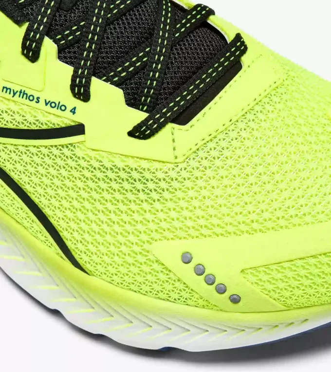 Mythos Blushield Volo 4 Scarpa da running – Stabilità e leggerezza