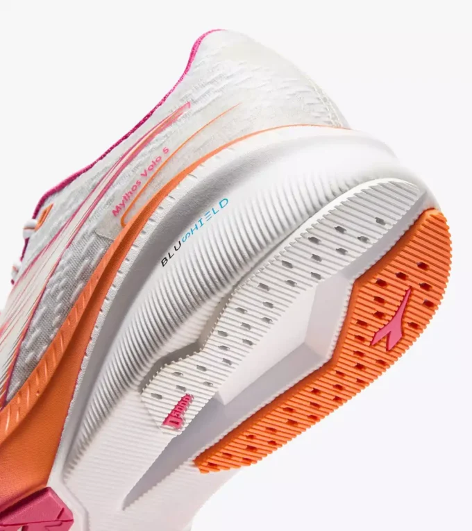 Mythos Blushield Volo 5 W Scarpa da running – Stabilità e leggerezza