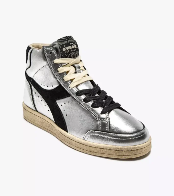 Prestige High Metal Sneaker Heritage usata realizzata in pelle