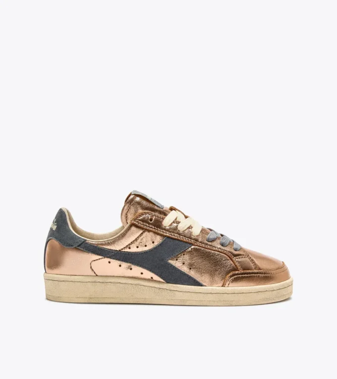 Prestige Metal Used Sneaker Heritage realizzata in pelle