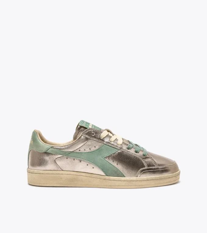 Prestige Metal Used Sneaker Heritage realizzata in pelle