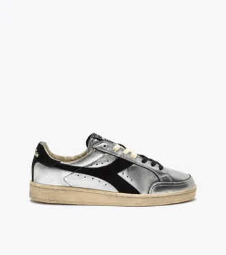 Prestige Metal Used Sneaker Heritage realizzata in pelle