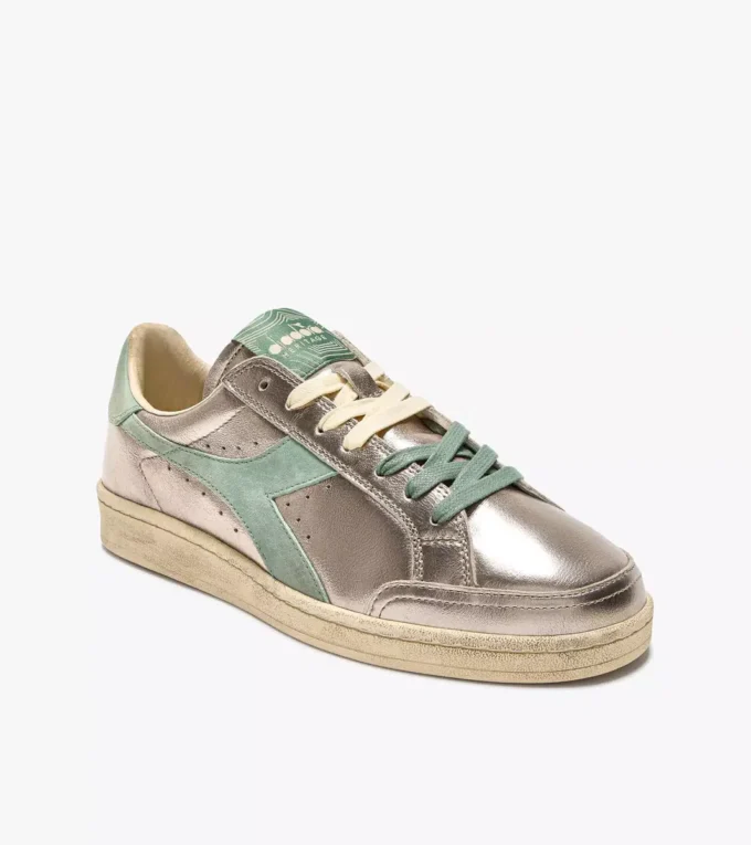 Prestige Metal Used Sneaker Heritage realizzata in pelle