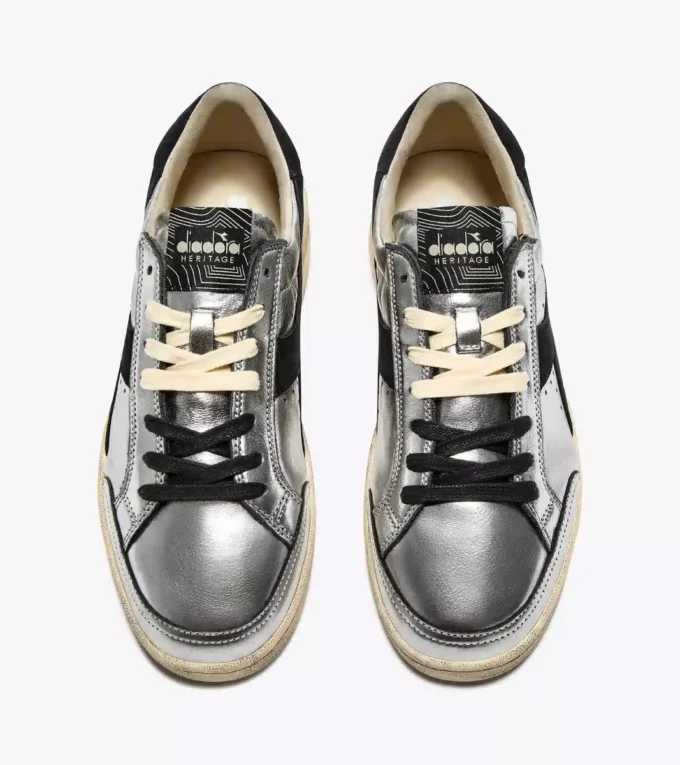 Prestige Metal Used Sneaker Heritage realizzata in pelle