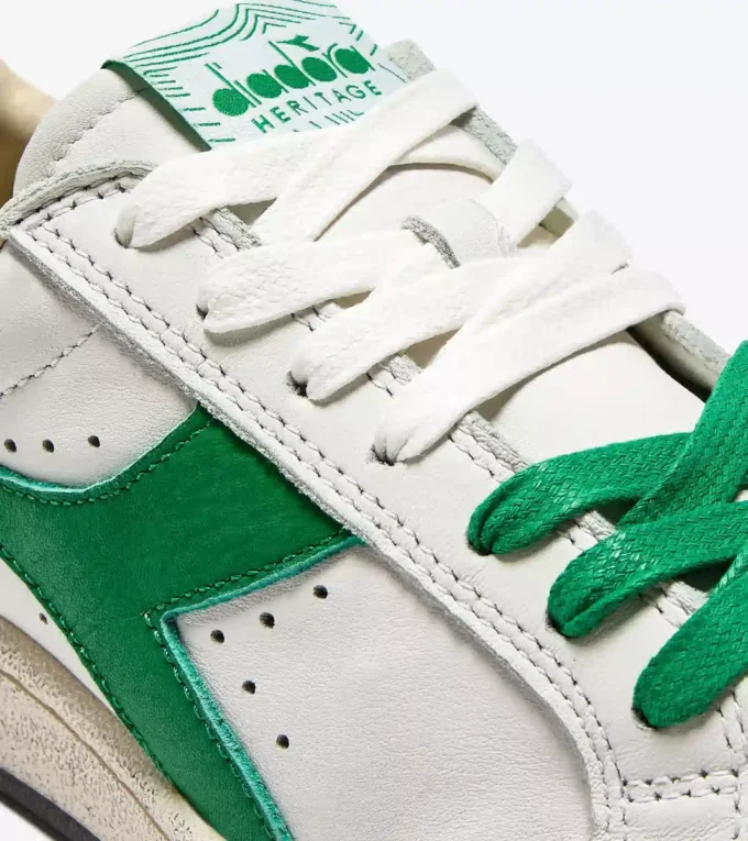 Prestige Used Sneaker Heritage realizzata in pelle