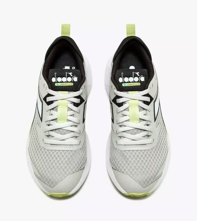 Scarpa da corsa Mythos Blushield Vigore 3 W – Stabilità e protezione