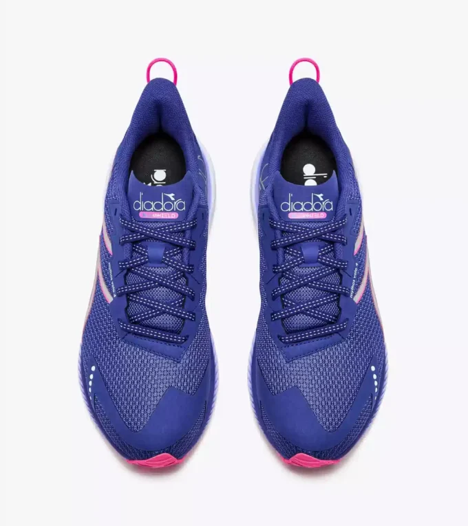 Scarpa da corsa Mythos Blushield Volo 4 W – Stabilità e leggerezza