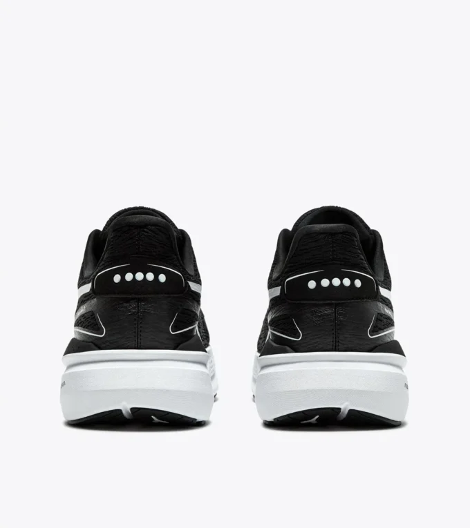 Scarpa da running Nucleo 2 Wide W – Comfort e stabilità