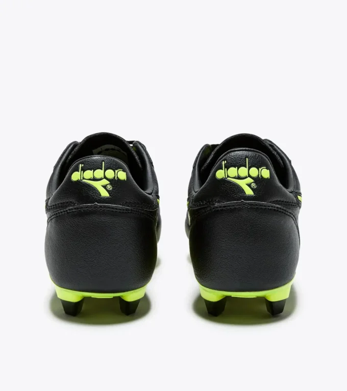 Scarpe da calcio Brasil R Lpu per terreni compatti