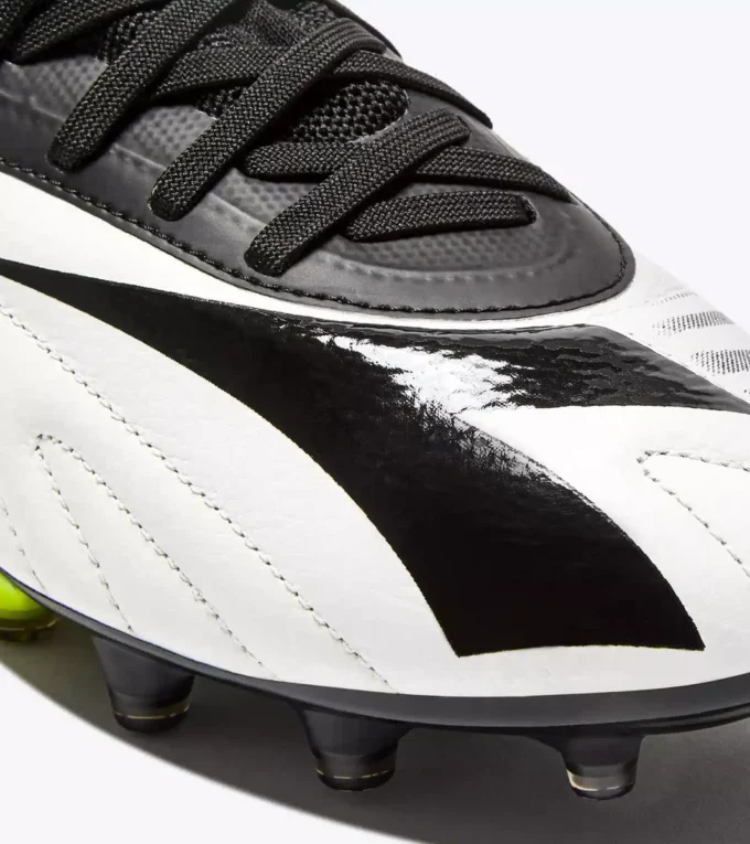 Scarpe da calcio in pelle Maximus Icon Slx per terreni compatti