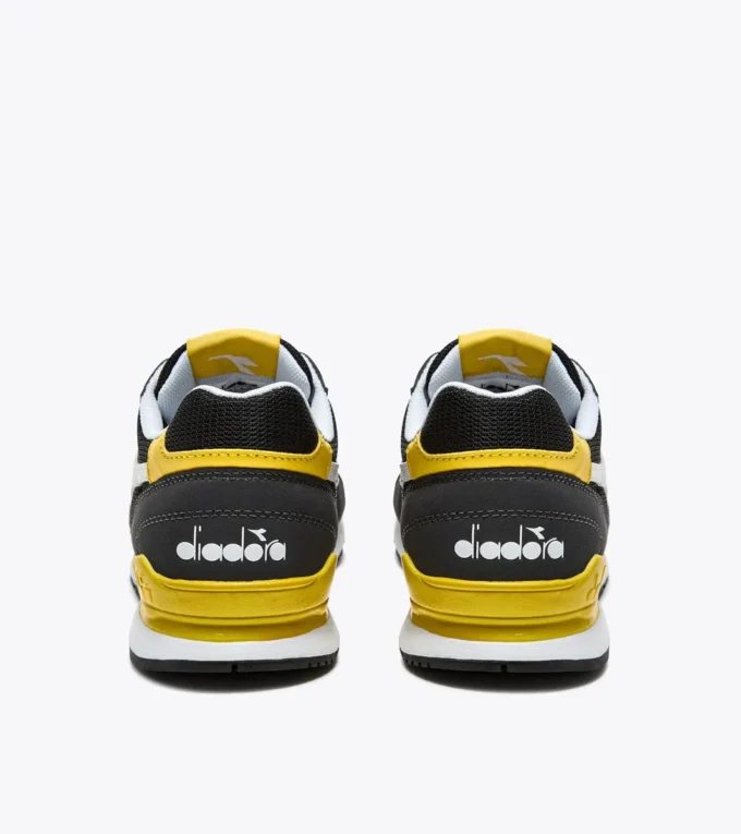 Scarpe sportive N.92 Gs – Ragazzi 8-16 anni