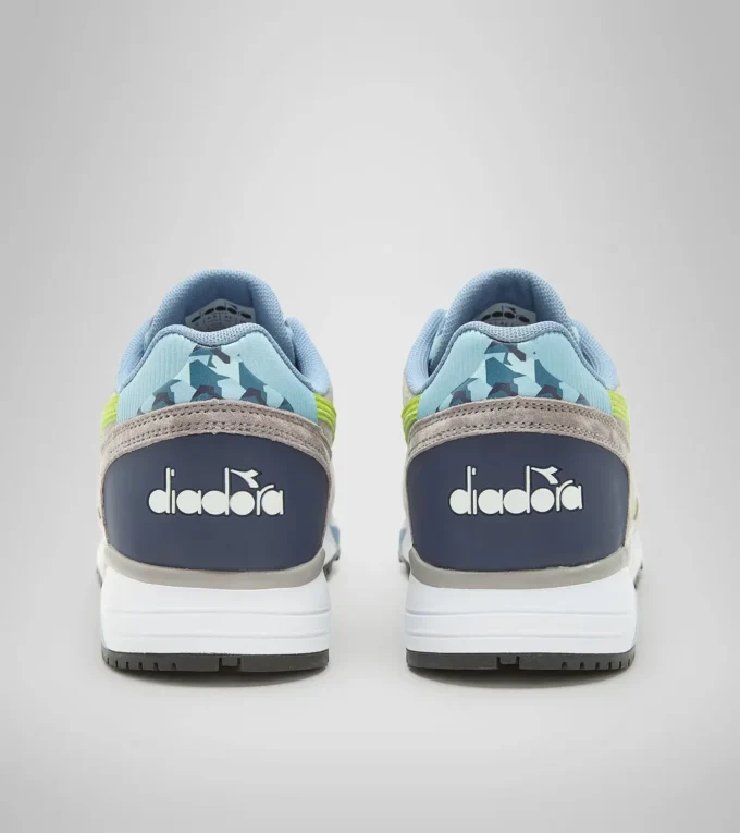 Scarpe sportive N9002
