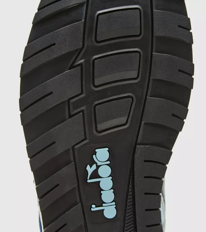 Scarpe sportive N9002