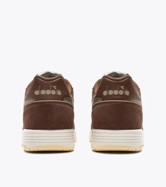 Sneaker Deuce M2 in pelle scamosciata