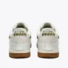 Sneakers in pelle ispirate alla terrazza interna di Seoul