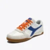 Sneakers in pelle ispirate alla terrazza interna di Seoul