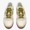 Sneakers in pelle ispirate alla terrazza interna di Seoul