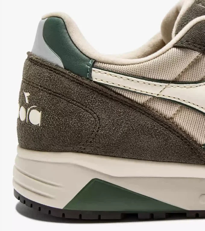 Sneakers sportive N902