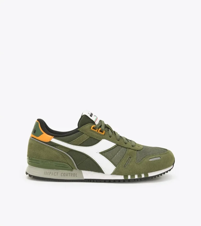 Titan Scarpe sportive