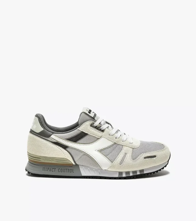 Titan Scarpe sportive