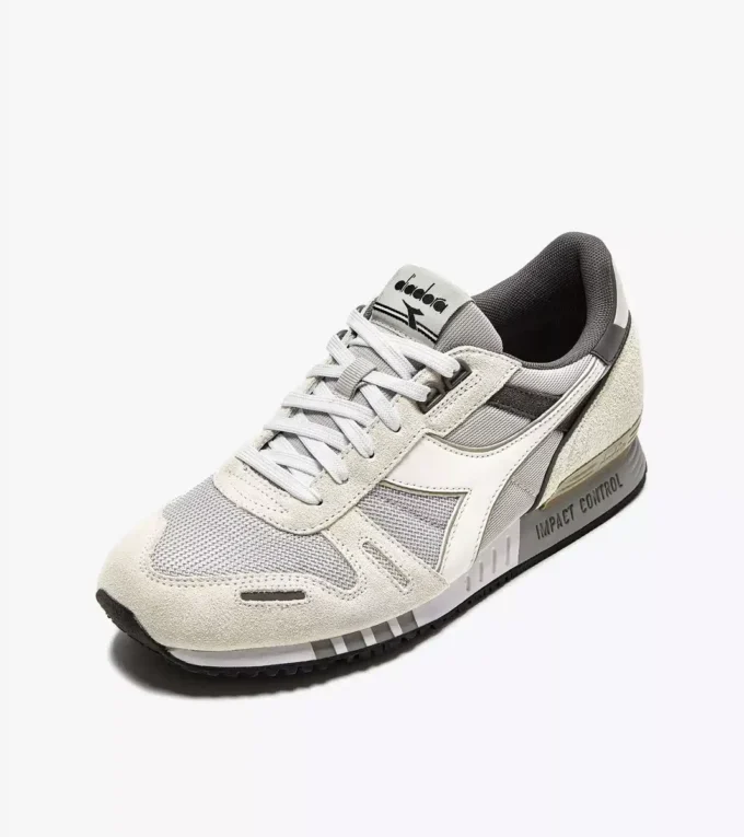 Titan Scarpe sportive