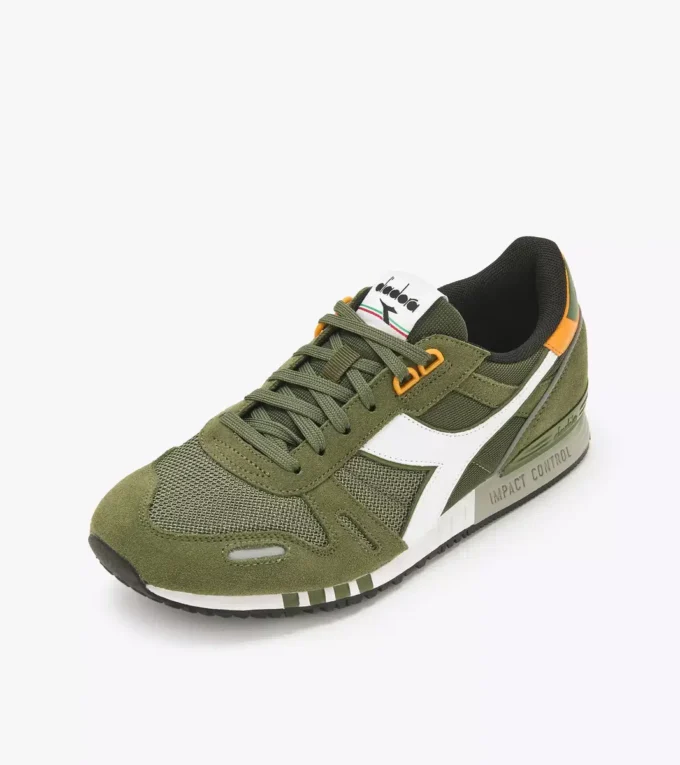Titan Scarpe sportive