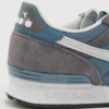 Titan Scarpe sportive