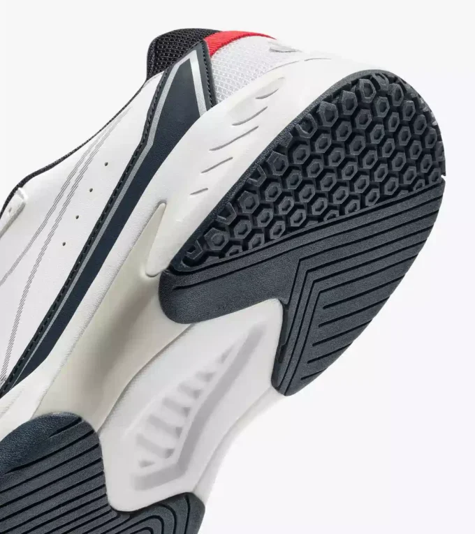 Volee 7 Scarpa da tennis per terreni compatti o campi in terra battuta – Livello base